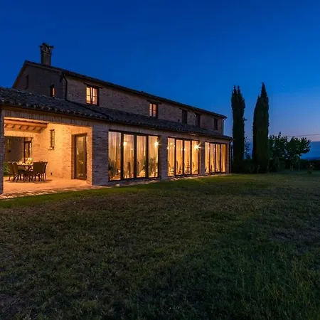Βίλα Casa Di Giacinta 12&3 *